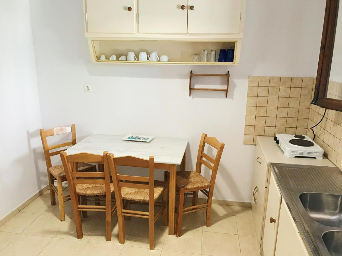 Akti Rooms And Studios Livadi  Luaran gambar